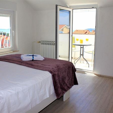 Apartments Olive Garden - Swimming Pool Biograd Na Moru Dış mekan fotoğraf